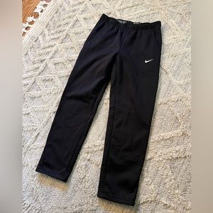Nike® Therma Pants (black)
